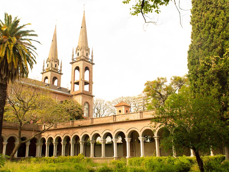 LA MEDALLA DE SAN BENITO – Abadía de San Benito de Luján